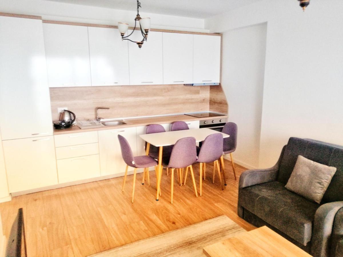 Sunflower Apartments Pristina Habitación foto